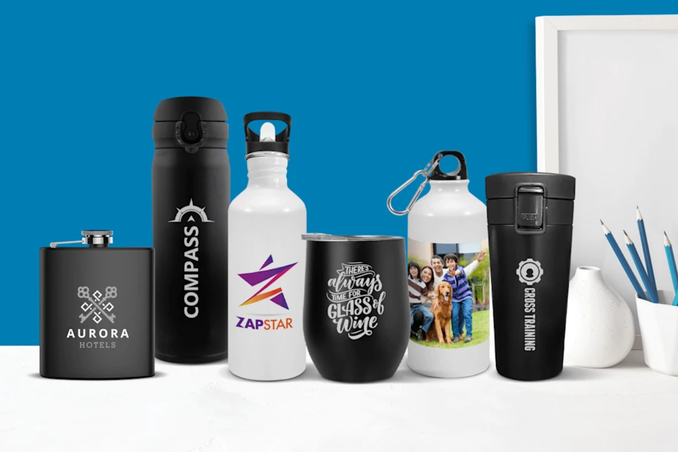 Premium customized drinkware with printed company logo β including ceramic mugs, stainless steel bottles, tumblers, and flasks for corporate gifting and brand promotion